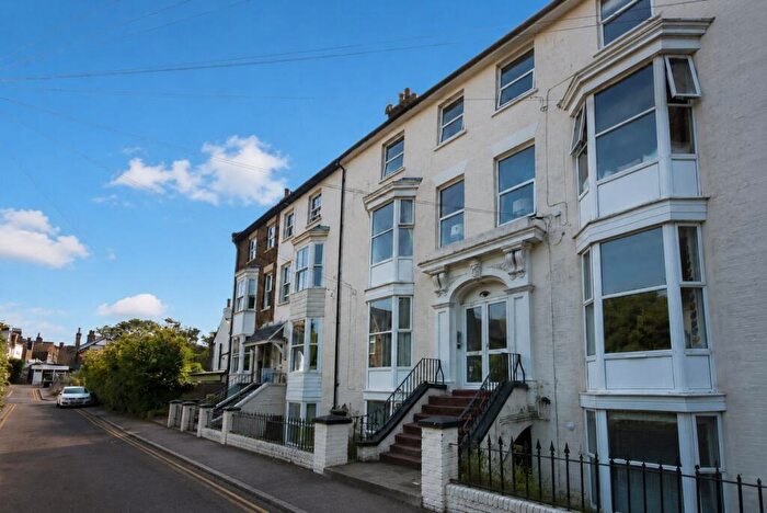 2 Bedroom Maisonette For Sale In Devonshire Terrace, Broadstairs, CT10