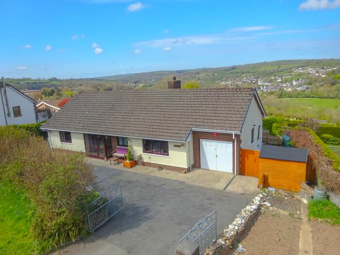 3 Bedroom Detached Bungalow For Sale In Penlon Road, Newcastle Emlyn SA38