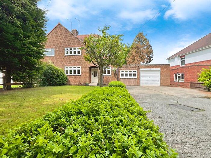 3 Bedroom Semi-Detached House For Sale In Middle Drive, Darras Hall, Ponteland, NE20