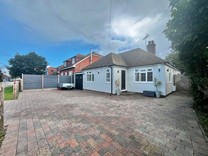 4 Bedroom Detached House For Sale In Seaway Gardens, Romney Marsh, TN29