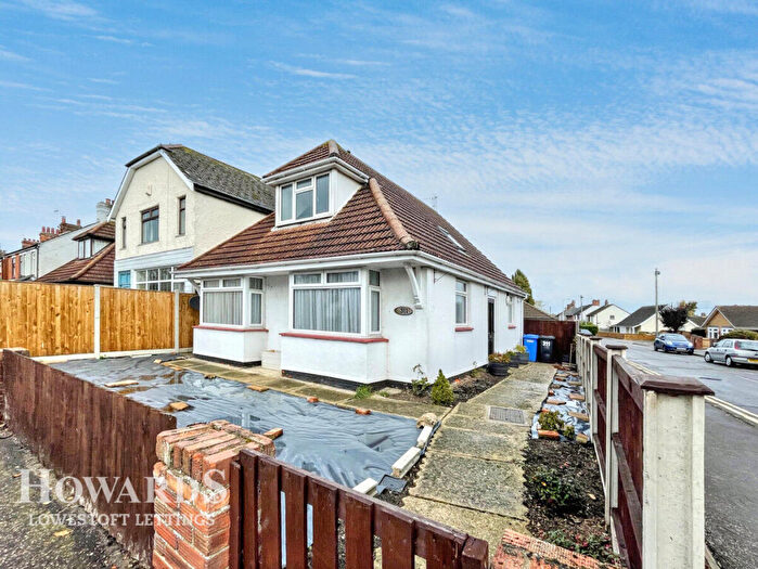 4 Bedroom Detached House To Rent In Victoria Road, Lowestoft, NR33