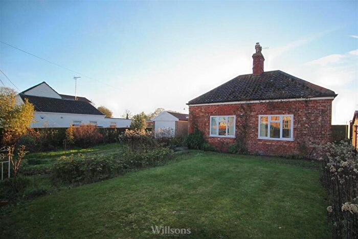 2 Bedroom Detached Bungalow For Sale In Church Road, Friskney, PE22