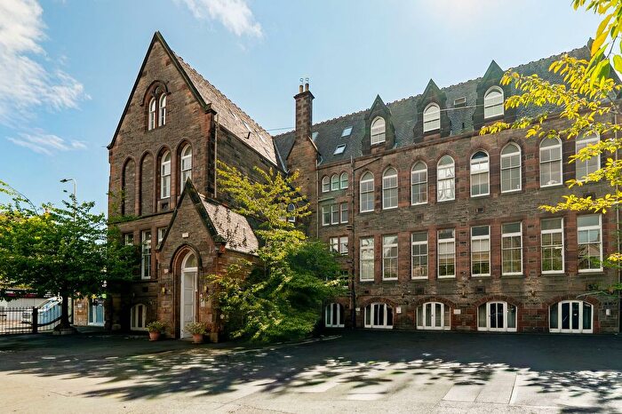 3 Bedroom Flat For Sale In Lochend Road, Edinburgh, EH6