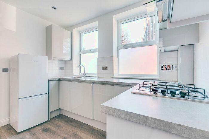 2 Bedroom Flat To Rent In Acton Lane, London, W4