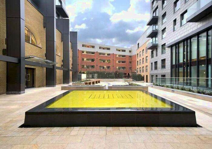 1 Bedroom Flat To Rent In Bolsover Street, Fitzrovia, London, W1W