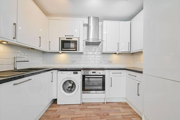 2 Bedroom Flat To Rent In Chitty Street, Fitzrovia, London, W1T