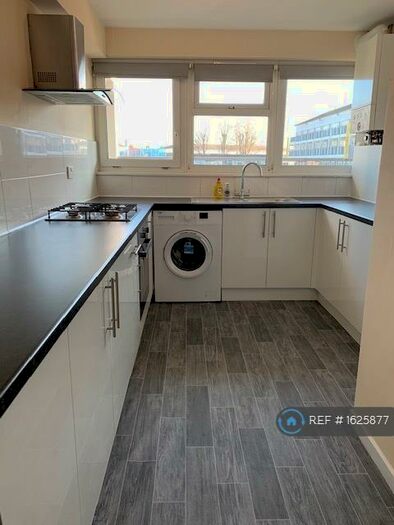 3 Bedroom Maisonette To Rent In Belvoir Close, Mottingham, SE9