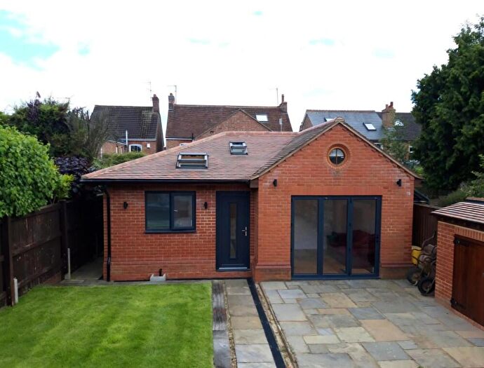 2 Bedroom Property To Rent In Green Sheilds, Bedford, MK40