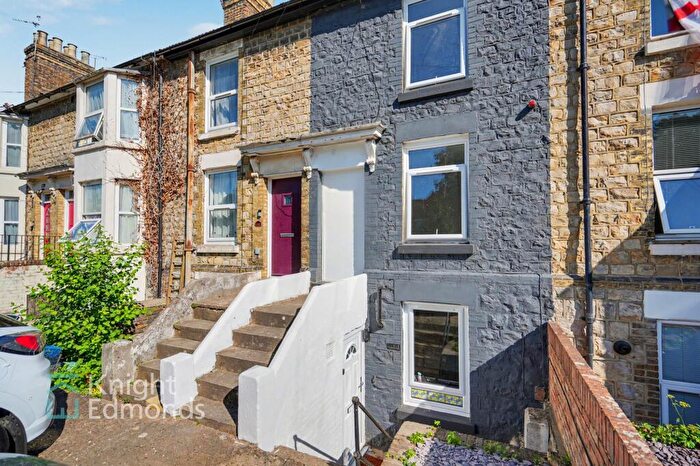 3 Bedroom Terraced House To Rent In Upper Fant Road, Maidstone, ME16