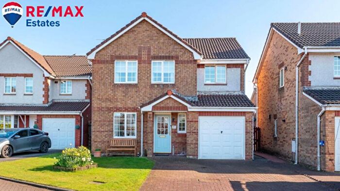 4 Bedroom Detached House For Sale In Oldwood Place, Livingston, EH54