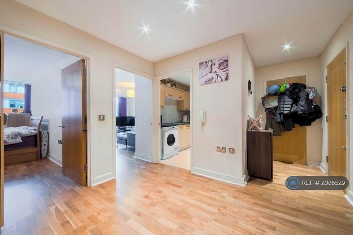 1 Bedroom Flat To Rent In Switch House, London, E14