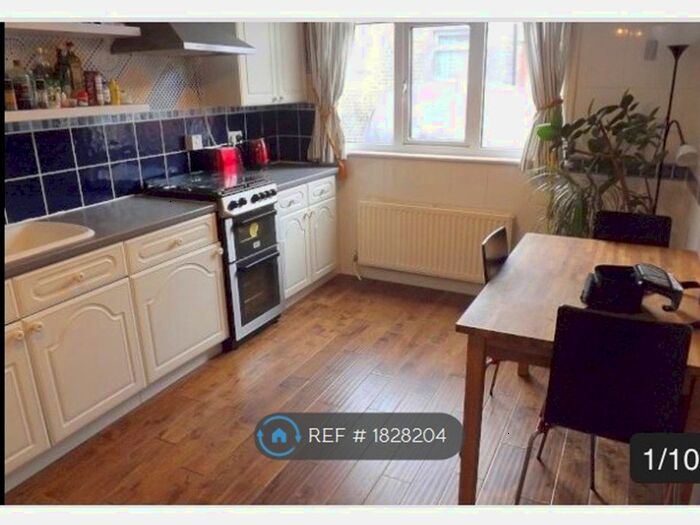 2 Bedroom Terraced House To Rent In Moyser Rd, London, SW16