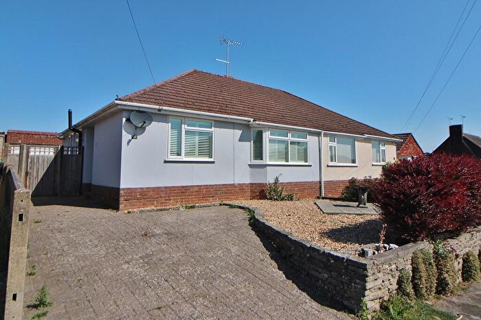 2 Bedroom Semi-Detached Bungalow For Sale In Broadlands Avenue, Waterlooville, PO7