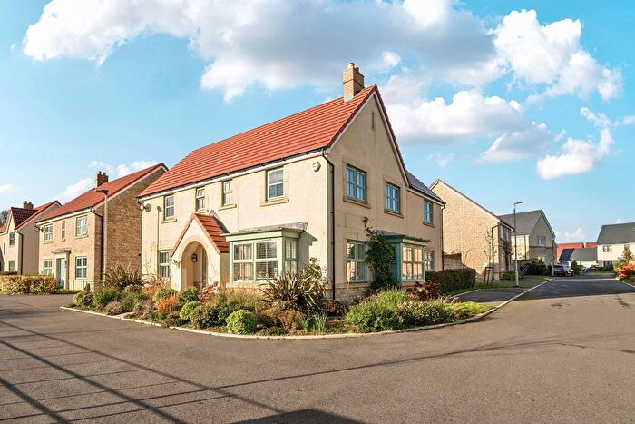 5 Bedroom Detached House For Sale In Front Hill Close, Corsham, SN13