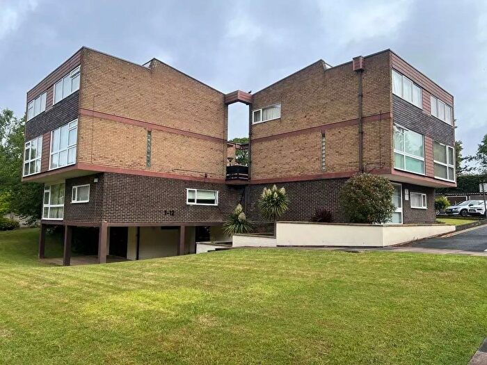 2 Bedroom Flat For Sale In Flat Brandhall Court, Wolverhampton Road, Oldbury, Sandwell, B68