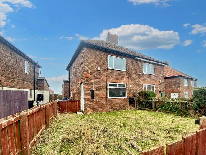 2 Bedroom Semi-Detached House To Rent In South Crescent, Horden, Peterlee, SR8