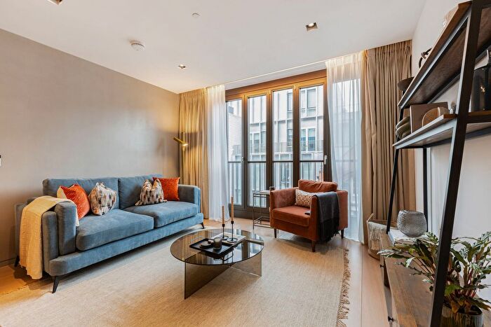 1 Bedroom Flat To Rent In Bartholomew Close, London, EC1A