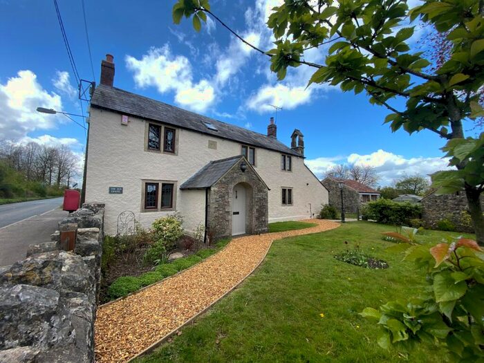 4 Bedroom Detached House For Sale In Green Ore, Nr Wells, BA5