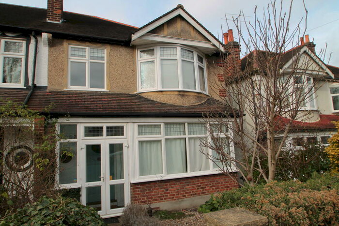 4 Bedroom Semi-Detached House To Rent In Penwortham Road, CR2
