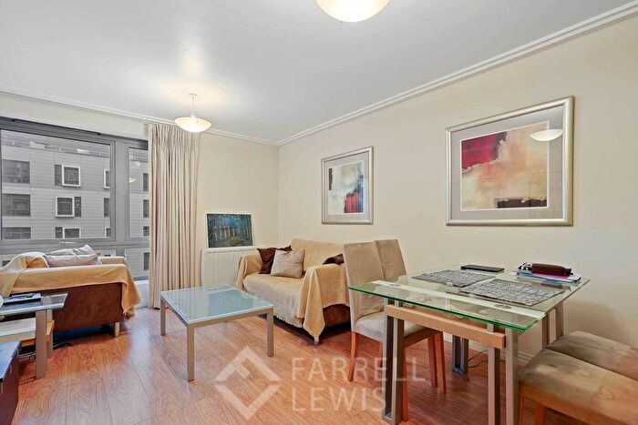 1 Bedroom Flat To Rent In Victoria Road, Acton, London, W3