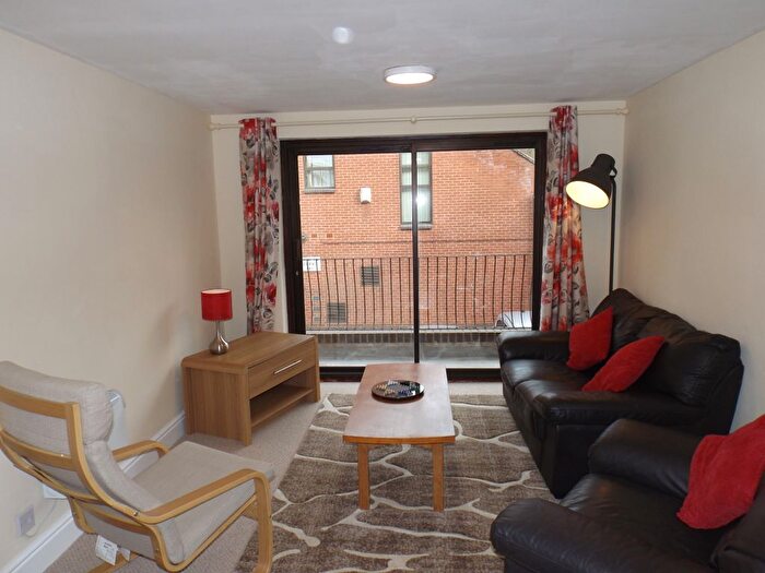 2 Bedroom Flat To Rent In Mapleton Court, Leicester, LE1