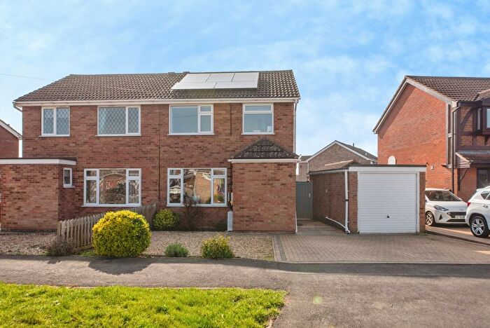 3 Bedroom Semi-Detached House For Sale In Brinkhall Way, Welton, Lincoln, Lincolnshire, LN2