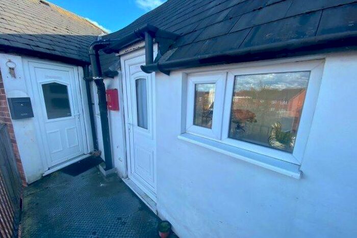 Studio To Rent In Annesley Road, Nottingham, NG15