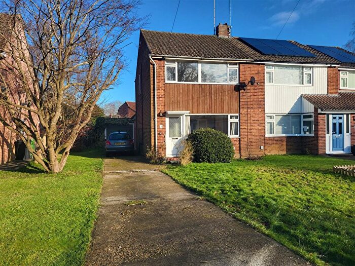 3 Bedroom Semi Detached House For Sale In Madison Way, Sevenoaks, TN13