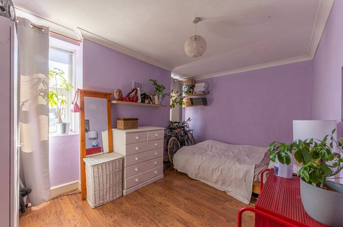 1 Bedroom Flat To Rent In Lee High Road, Lewisham, London, SE13