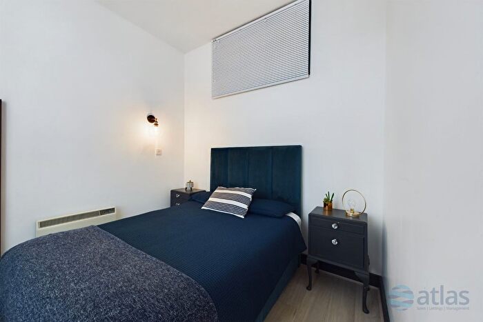 2 Bedroom Flat To Rent In Cornwallis Street, City Centre, L1