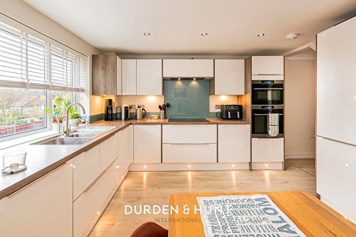 3 Bedroom End Of Terrace House For Sale In The Seymours, Loughton, IG10