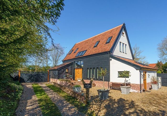 3 Bedroom Barn Conversion For Sale In Low Road, Forncett St. Peter, Norwich, NR16