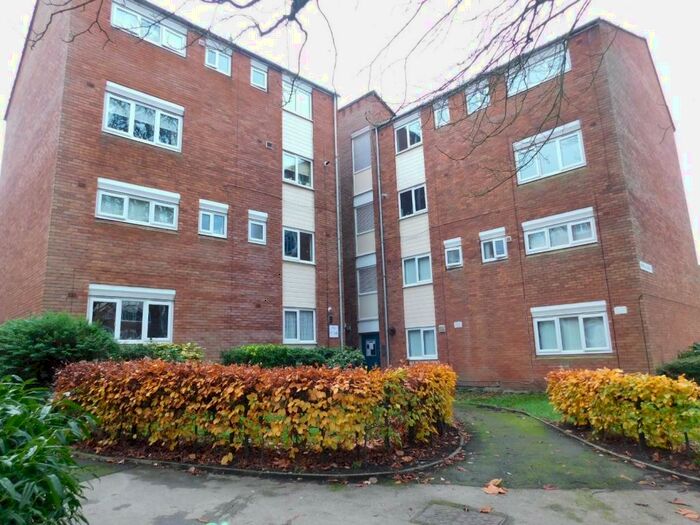 2 Bedroom Apartment To Rent In Irwell Close, Liverpool, L17