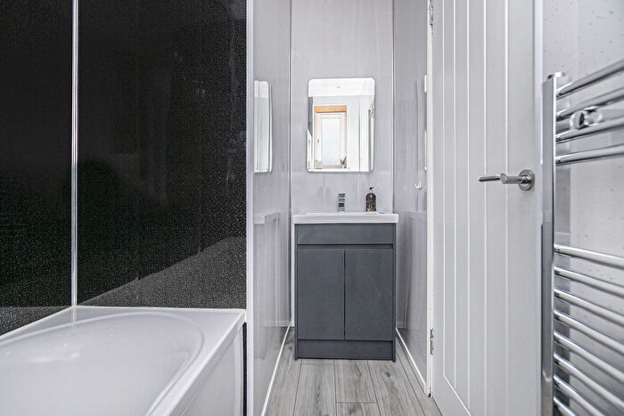 1 Bedroom Flat For Sale In Salisbury Street, Kirkcaldy, KY2