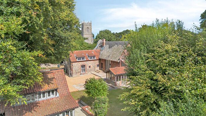 5 Bedroom Detached House For Sale In Chain Free In Ridlington, NR28