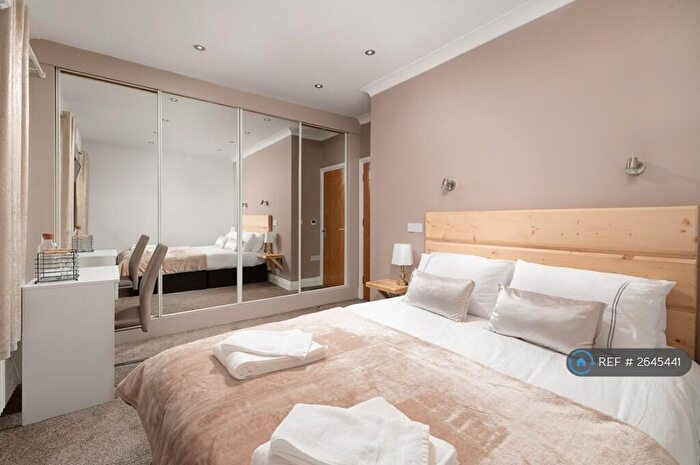 4 Bedroom Terraced House To Rent In Westferry Road, London, E14