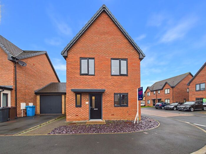 3 Bedroom Detached House For Sale In Brentford Drive, Hull, East Riding Of Yorkshire, HU8