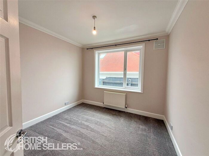 4 Bedroom Bungalow For Sale In Alder Road, Poole, Dorset, BH12