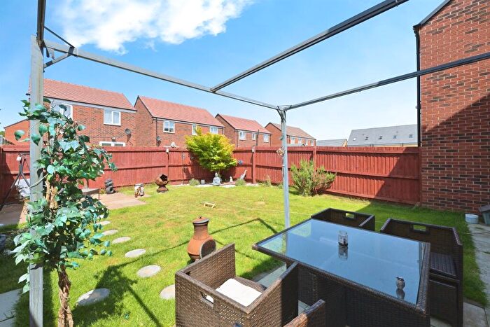 3 Bedroom Detached House For Sale In Adlington Close, Hampton Gardens, Peterborough, PE7