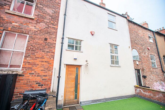 4 Bedroom Terraced House To Rent In George Street, Hull, HU1