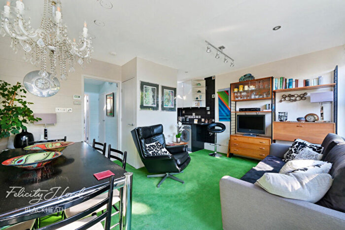 2 Bedroom Apartment For Sale In Combe Mews, London, SE3