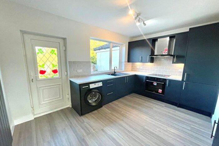 3 Bedroom Property To Rent In Gleadless Road, Sheffield, S12