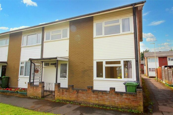 3 Bedroom House To Rent In Millard Close, Basingstoke, Hampshire, RG21