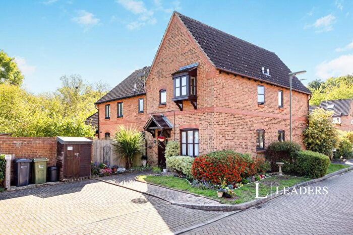 1 Bedroom House To Rent In Abinger Way, Guildford, GU4