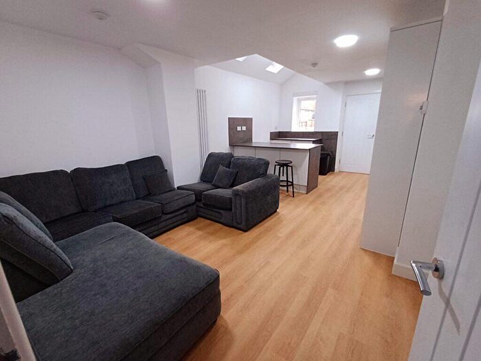 6 Bedroom Terraced House To Rent In Croydon Road, Selly Oak, Birmingham, B29