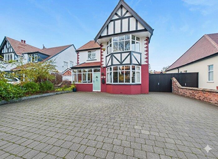 4 Bedroom Detached House For Sale In Falkland Road, Southport, PR8