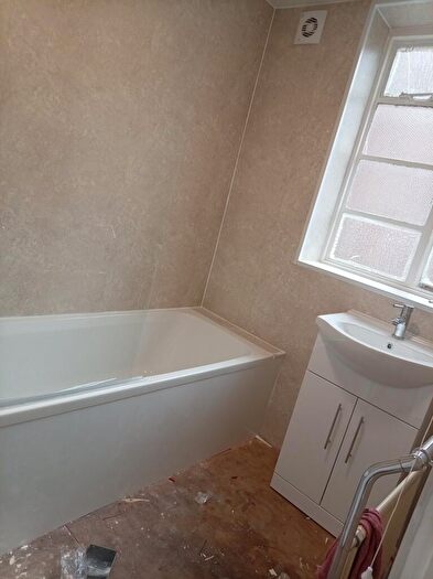 2 Bedroom Apartment To Rent In Granville Road, Newcastle Upon Tyne, NE2