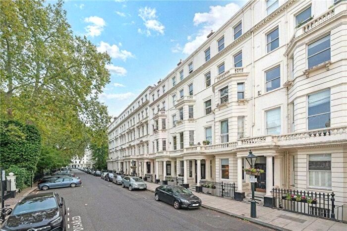 3 Bedroom Flat For Sale In Stanhope Gardens, London, SW7