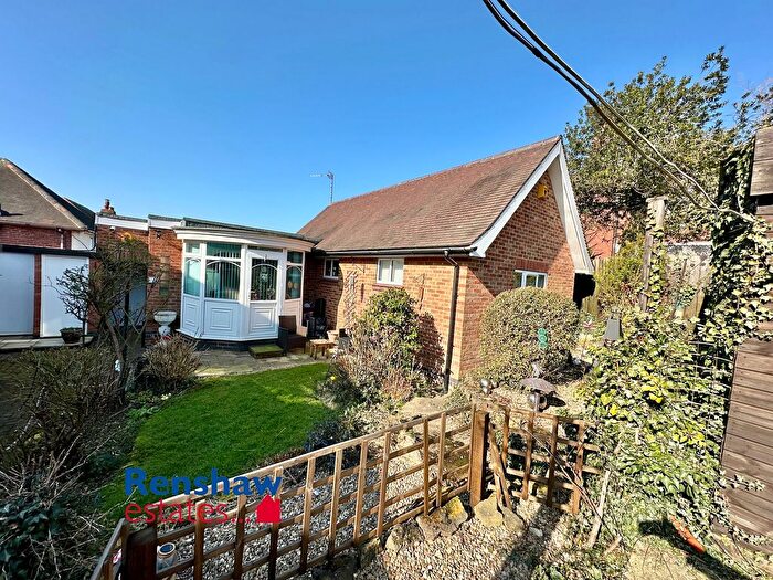 1 Bedroom Detached Bungalow To Rent In Derby Road, Ilkeston, Derbyshire, DE7