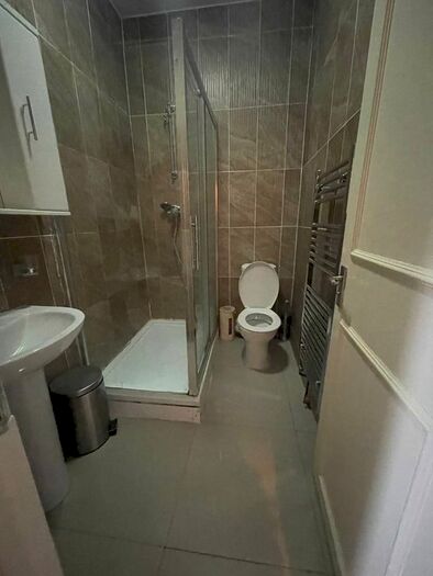 2 Bedroom Flat To Rent In High Street, High Barnet, Barnet, EN5